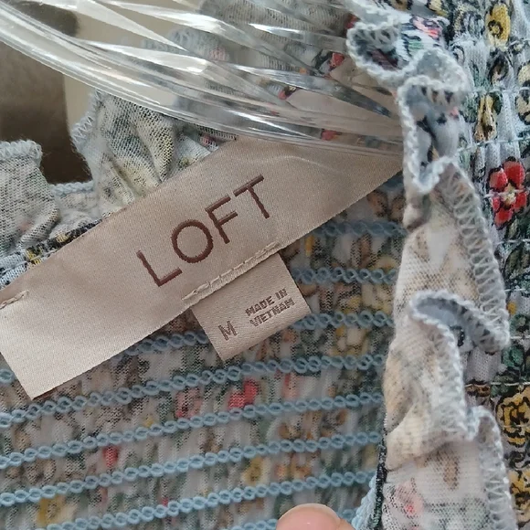 LOFT Green and Blue Floral Flutter Sleeve Blouse with Ruffled Peter Pan Collar - Picture 4 of 9